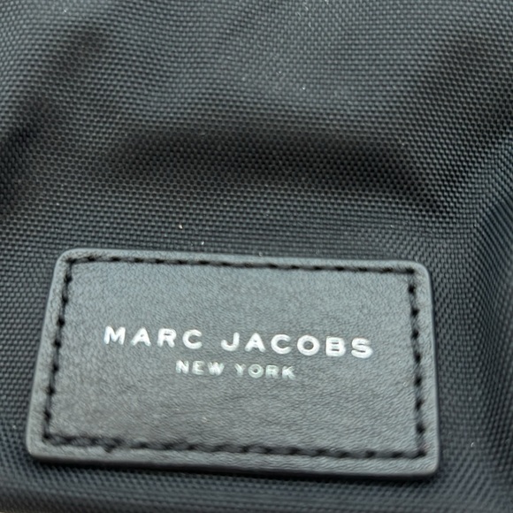 Marc Jacobs duffel makeup/accessories pouch - Picture 2 of 6